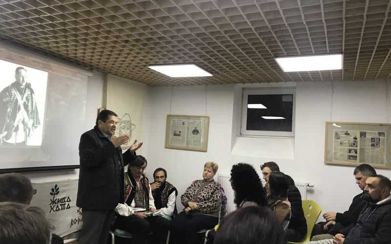 1EAA79F5-F5AF-44D3-859F-C2420ACB85F3