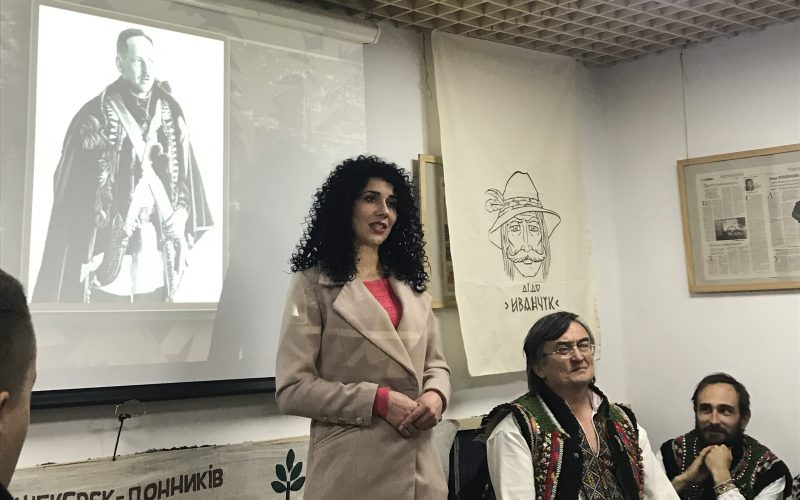 E1B179E1-16C6-405A-AE51-6086EB1CCE27