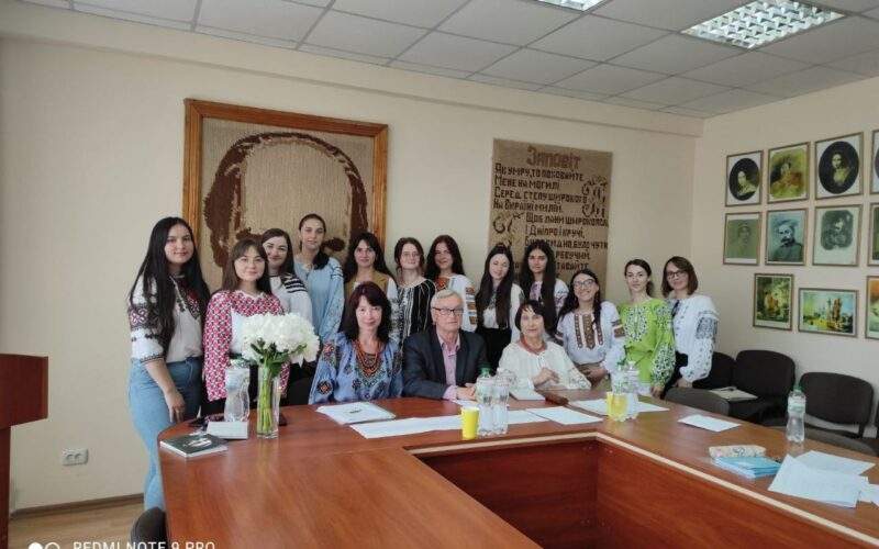 ea9dced3-8c01-4e6e-8995-9218ad0b31f0